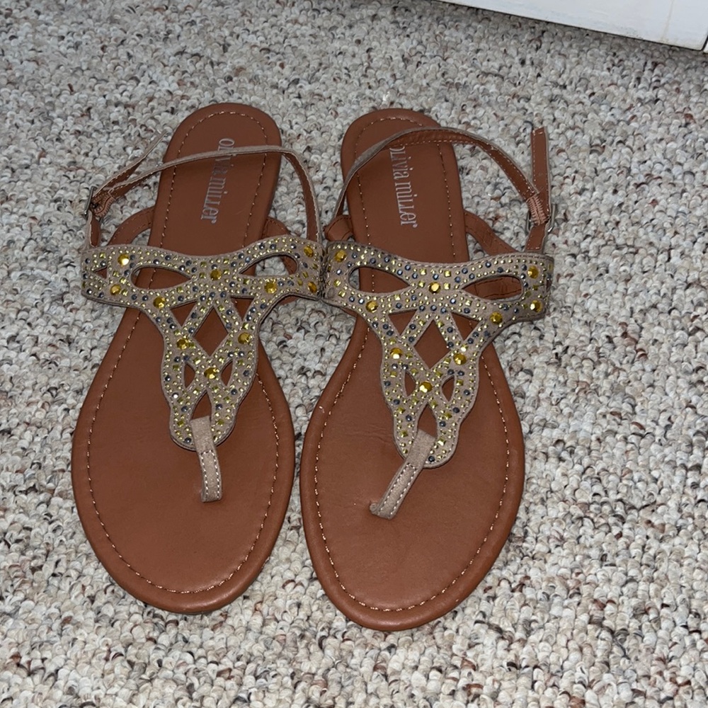 Size 9 Olivia Miller sandals